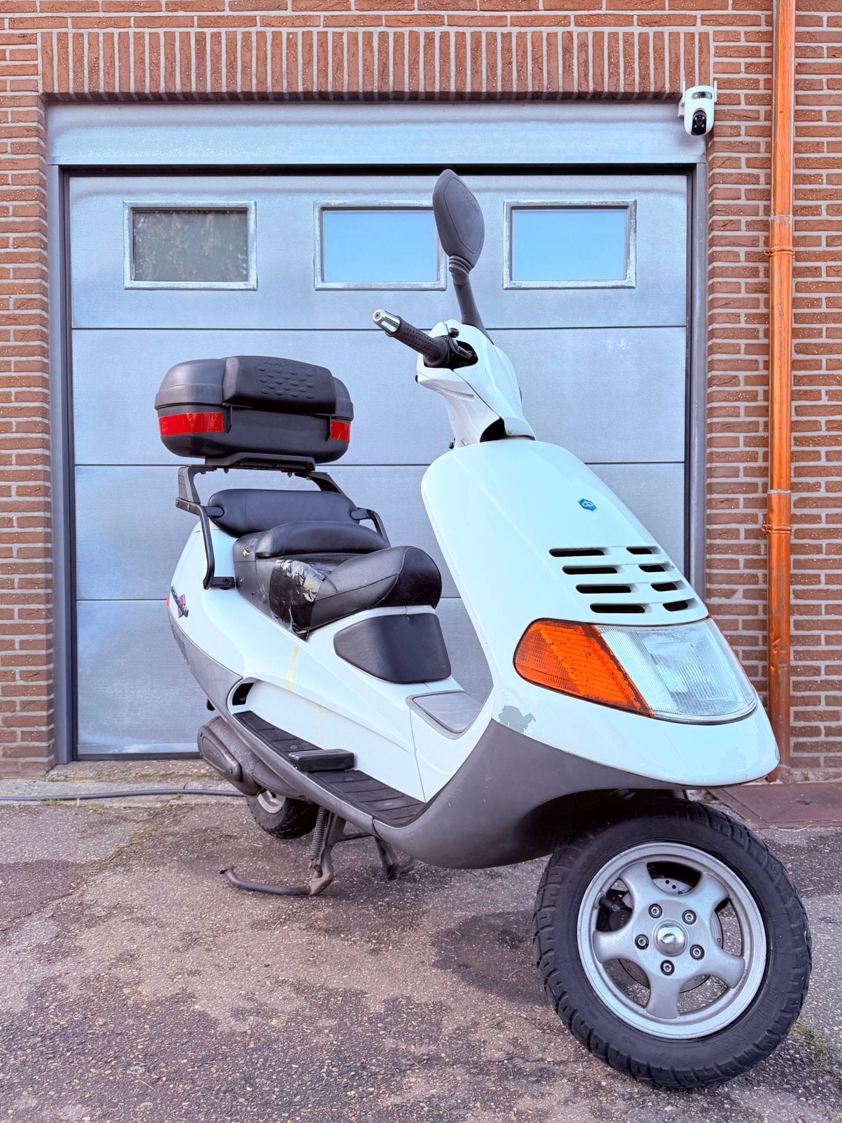 Piaggio Hexagon 150cc 2Takt 8000 km / 125cc 180cc gilera zip, Ophalen, Zo goed als nieuw
