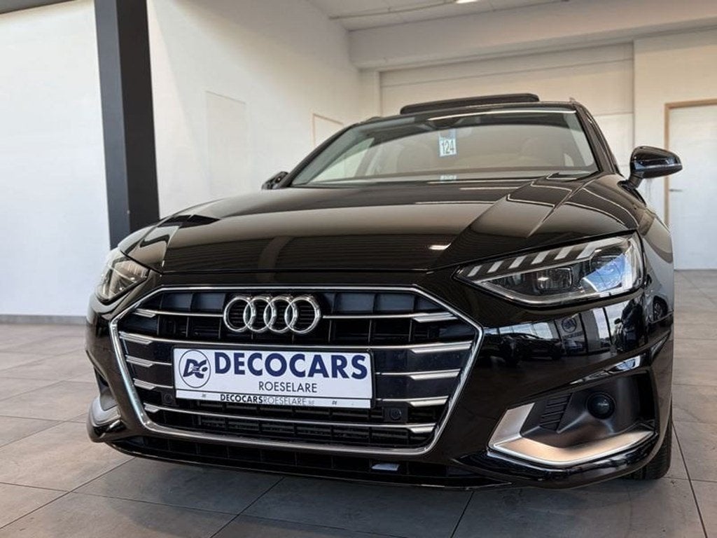 Audi A4 Panoramisch Dak / Leder Met Zetelverwarming / Apple, Automaat, https://public.car-pass.be/vhr/e55a0b10-d2d5-4677-9341-8289d1577fa6