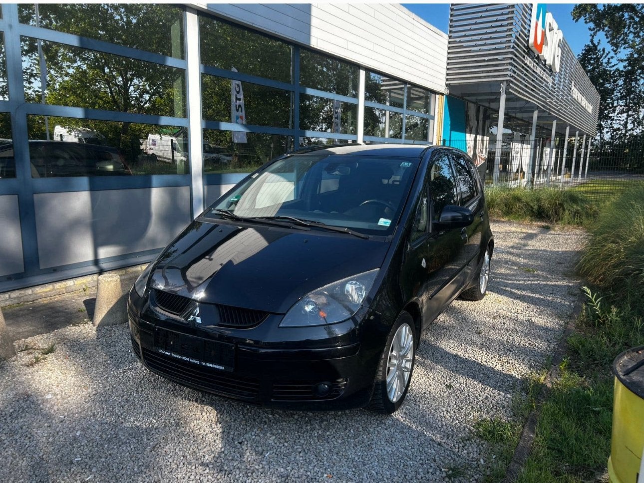 Mitsubitchi colt benzine met keuring verkoop en garantie, Auto's, Voorwielaandrijving, Stof, Zwart, 4 cilinders