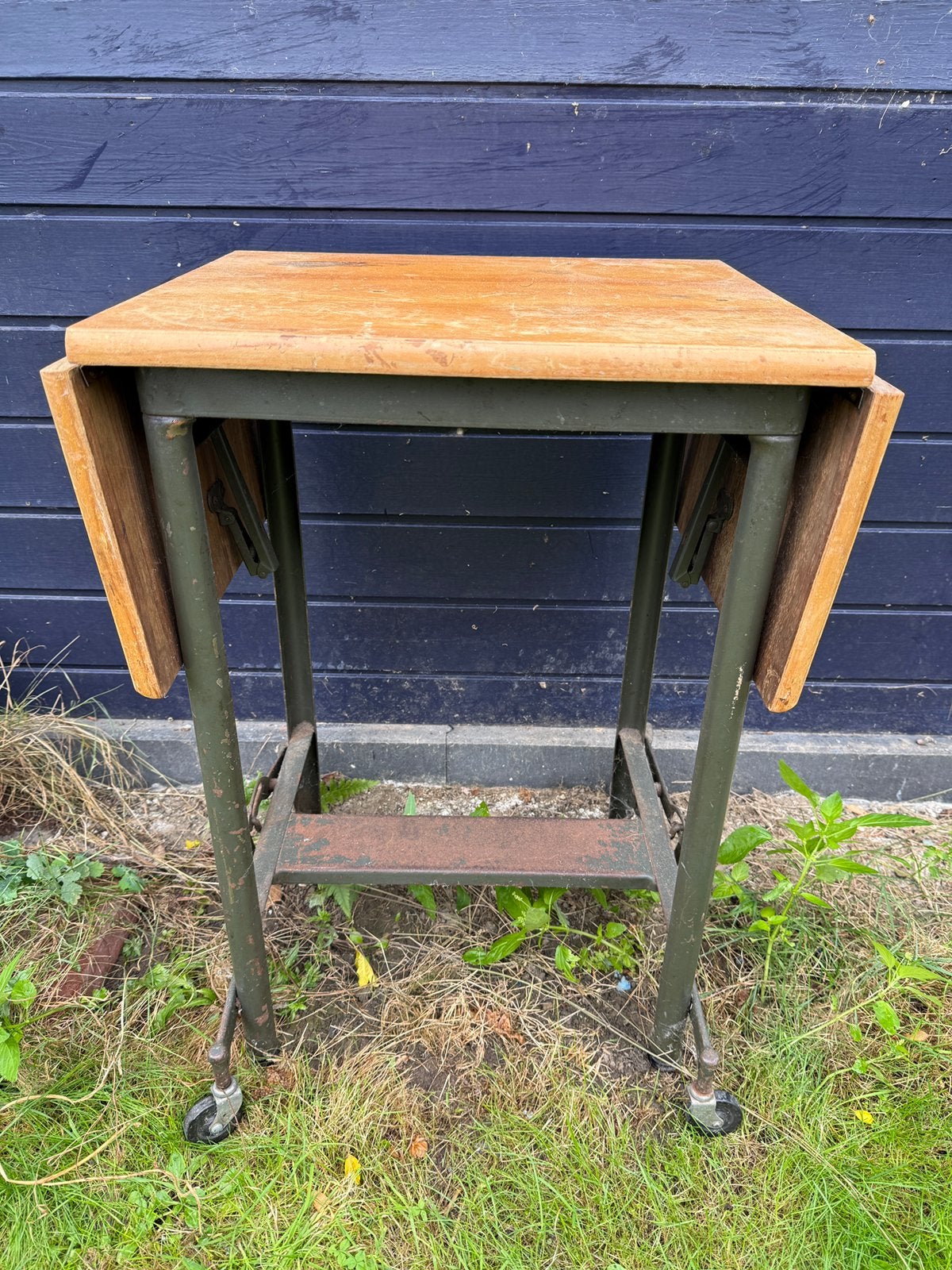 Table de couture, Enlèvement, Utilisé