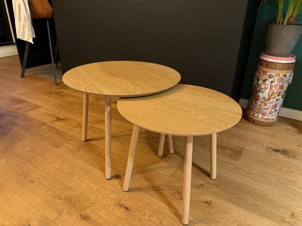 Set 2 ronde bijzettafels eiken nestbaar, Ophalen, Minder dan 45 cm, Rond, Zo goed als nieuw