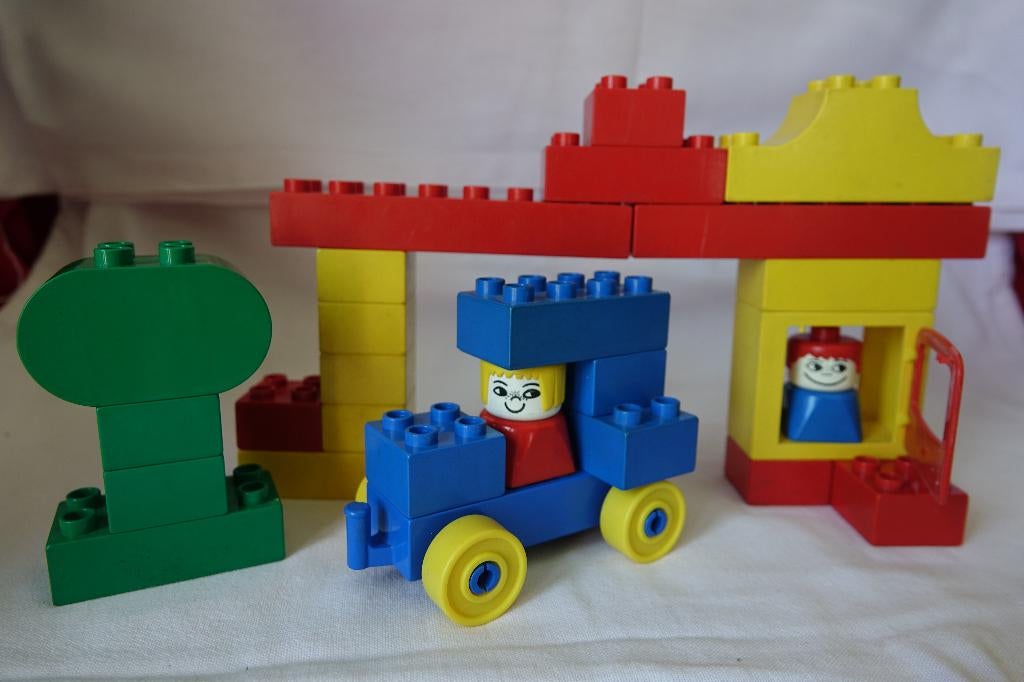 Vintage Lego Duplo set 2366 huis en auto, Kinderen en Baby's, Speelgoed | Duplo en Lego, Gebruikt, Ophalen of Verzenden, Compleet