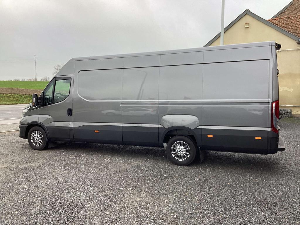 Iveco Daily l4h2 30hdi 180pk automaat 2023 10km full/option, Autos, Autos Autre, Argent ou Gris, Achat, Euro 6, Entreprise