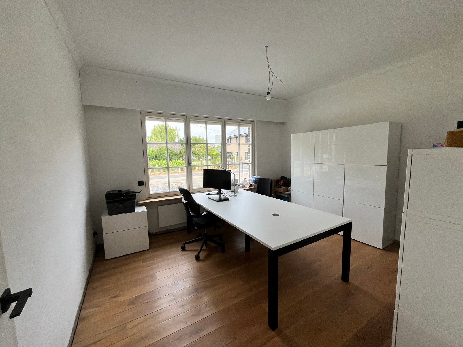 Bureau Inofec, Ophalen, 120 cm, Kabelgoot, Nieuw