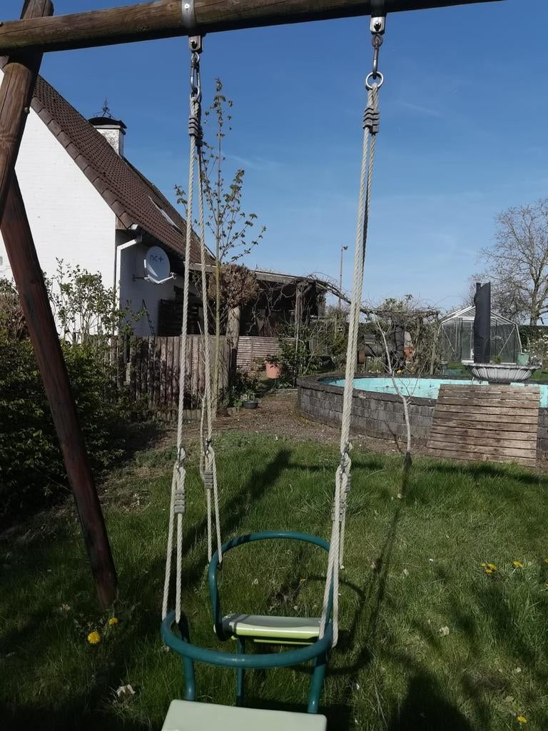 Groene dubbele schommel, Ophalen, Schommel