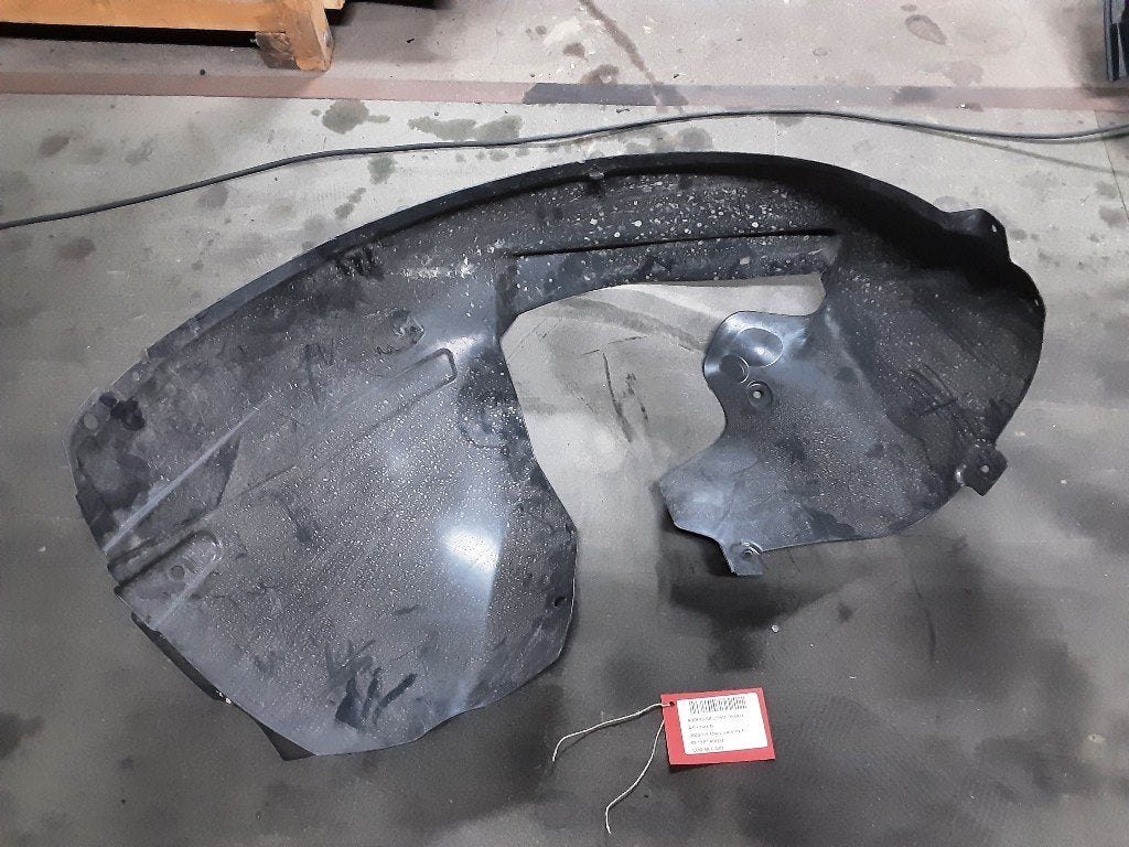 BINNENSPATSCHERM RECHTS VOOR Audi A3 Sportback (8PA), Info@audi.de, Audi, Spatbord, Audi AG