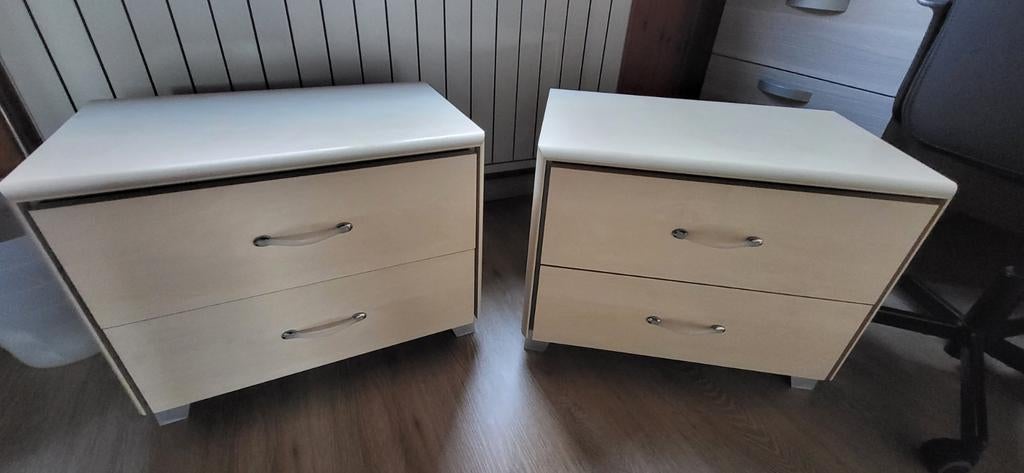 Deux tables de nuit/chevet couleur bois clair très bon état, Ophalen, Zo goed als nieuw, Hout