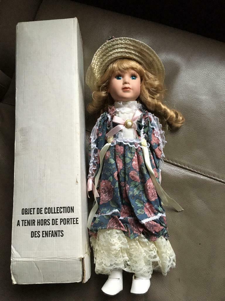 Porseleinen pop nieuw, Ophalen of Verzenden, Nieuw