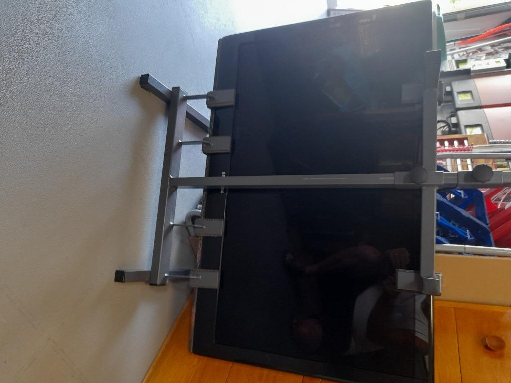 Tv steun, Enlèvement, Utilisé