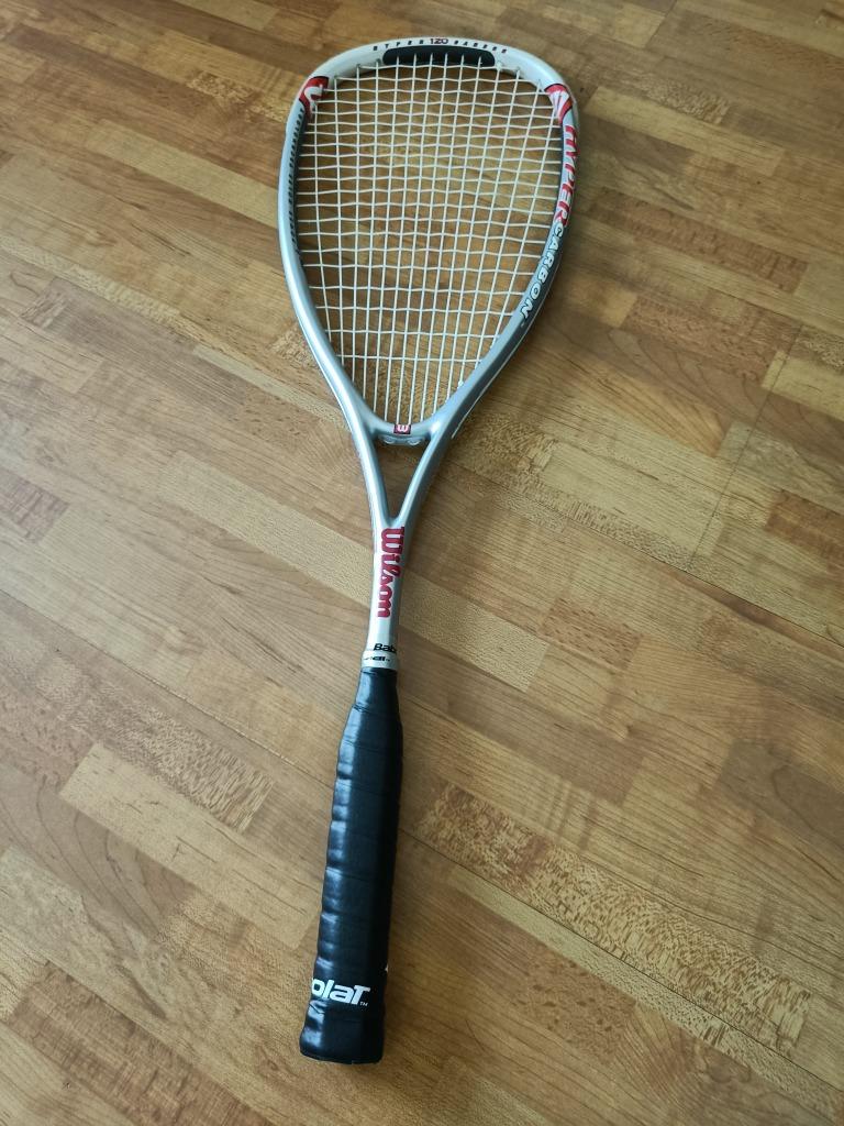 Raquette de squash Wilson, Sports & Fitness, Squash, Enlèvement, Utilisé, Raquette, Avec housse