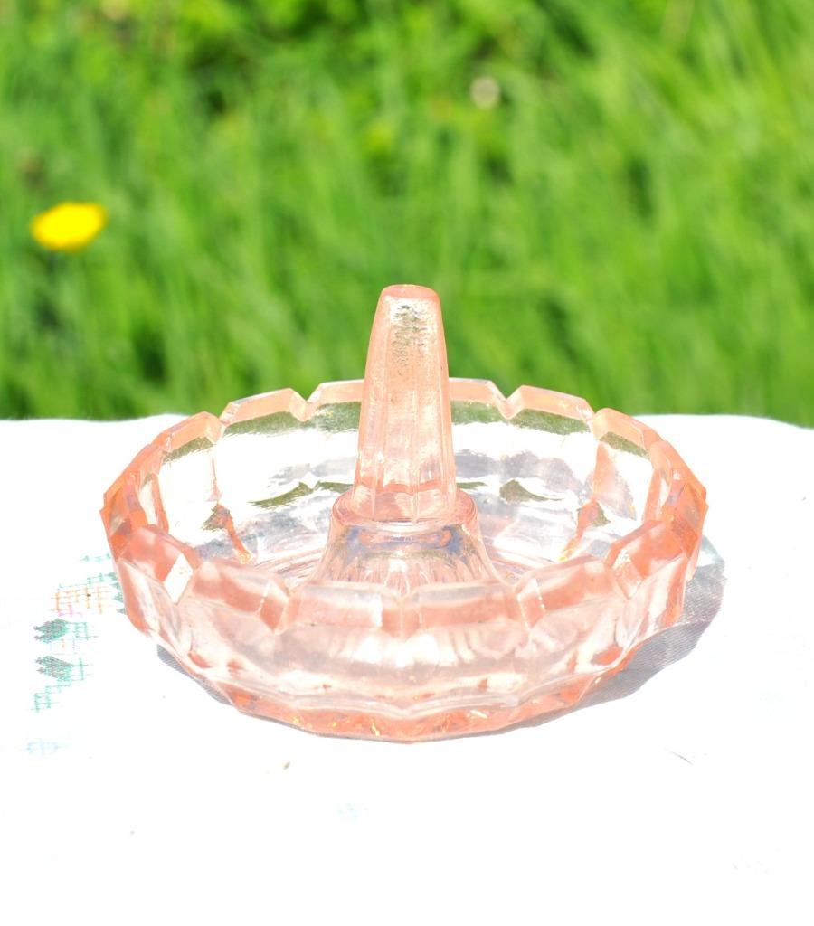 baguier en verre rose, Antiquités & Art, Antiquités | Verre & Cristal, Enlèvement ou Envoi