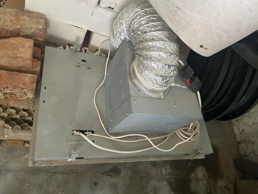 Dampkap novy, Enlèvement, Utilisé, Extracteur