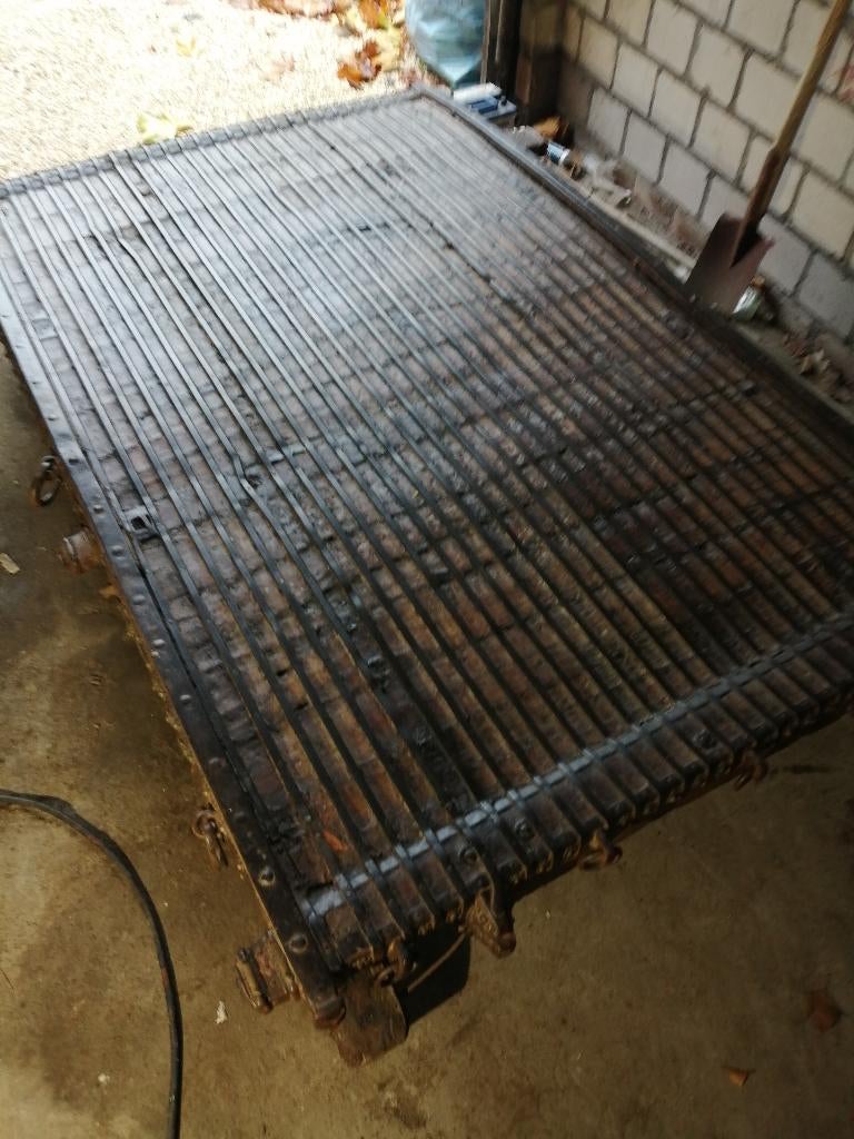 ossekar tafel, Ophalen