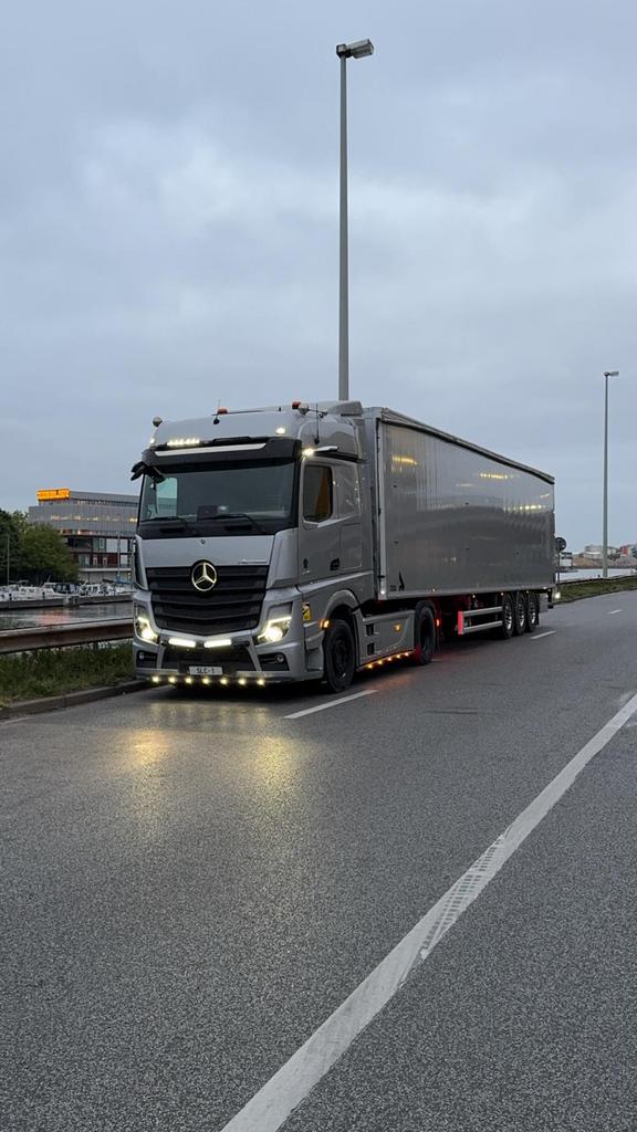Mercedes actros 2148, Ophalen