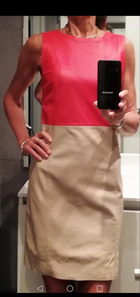 - 73% sur le prix! Magnifique robe en cuir CAROLL, CAROLL, Enlèvement ou Envoi, Neuf, Rouge