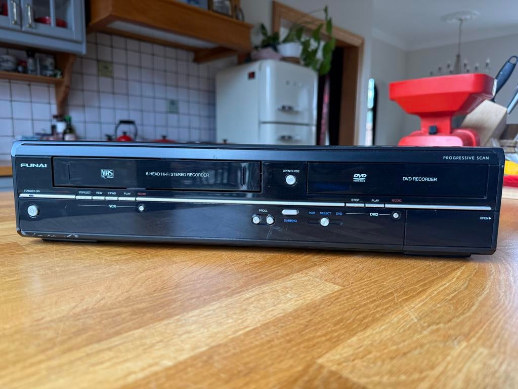 Funai wd6d-m100, Audio, Tv en Foto, DVD spelers, Ophalen of Verzenden, Zo goed als nieuw