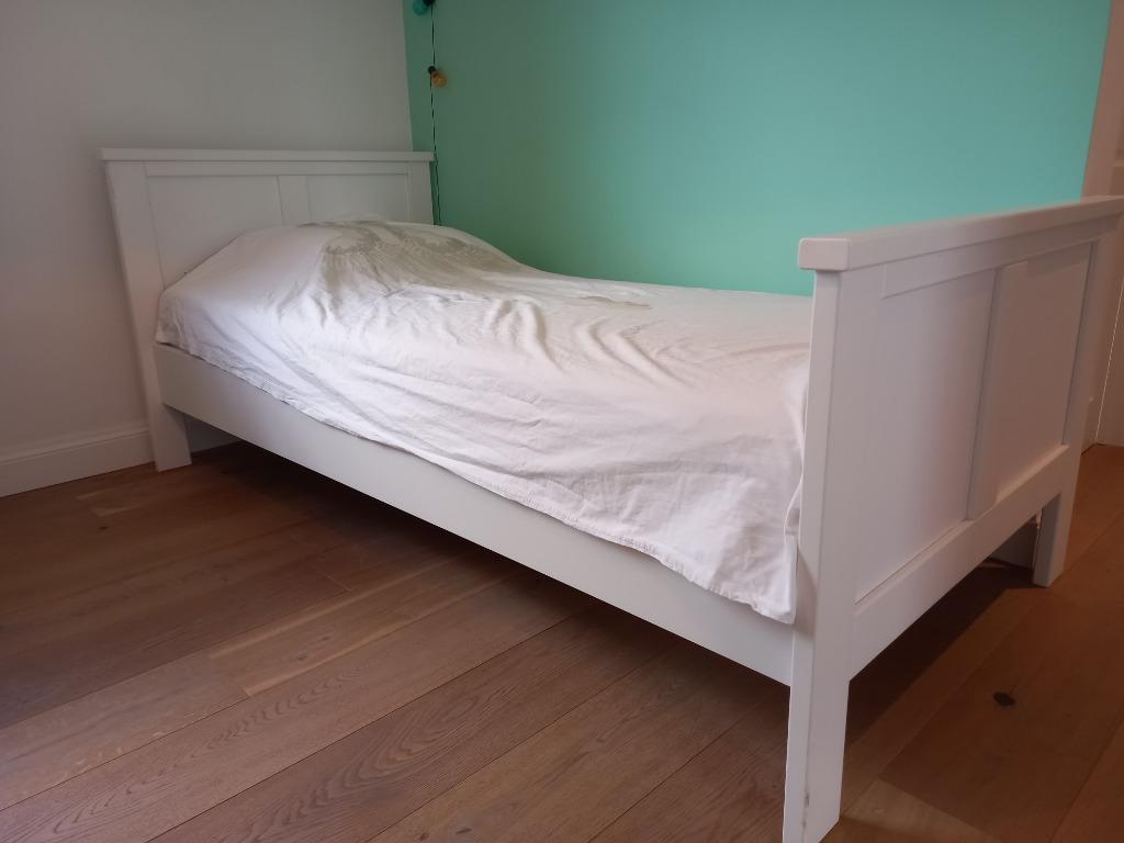 Kinderbed (wit) 90x200 inclusief lattenbodem, 85 tot 100 cm, Gebruikt, 180 cm of meer, Ophalen