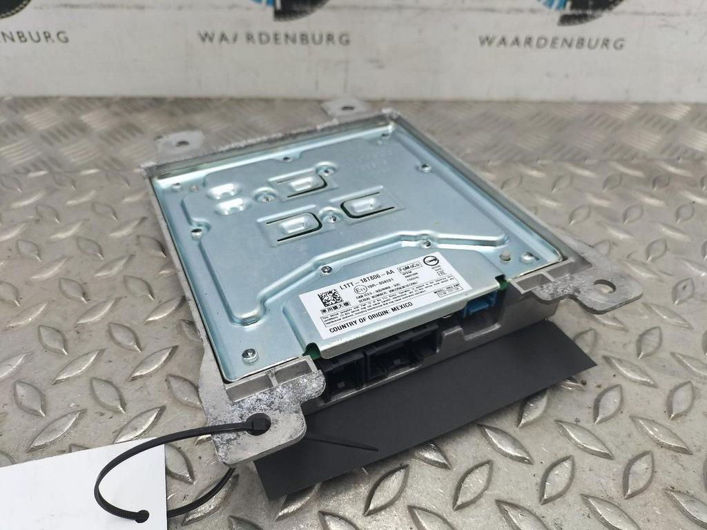 FORD PUMA VERSTERKER UNIT AUDIO L1TT18T806AA 2021, Ophalen of Verzenden, Gebruikt, Stiba lid