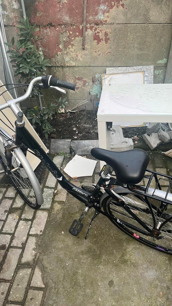 vrouwen fiets, Ophalen, Zo goed als nieuw