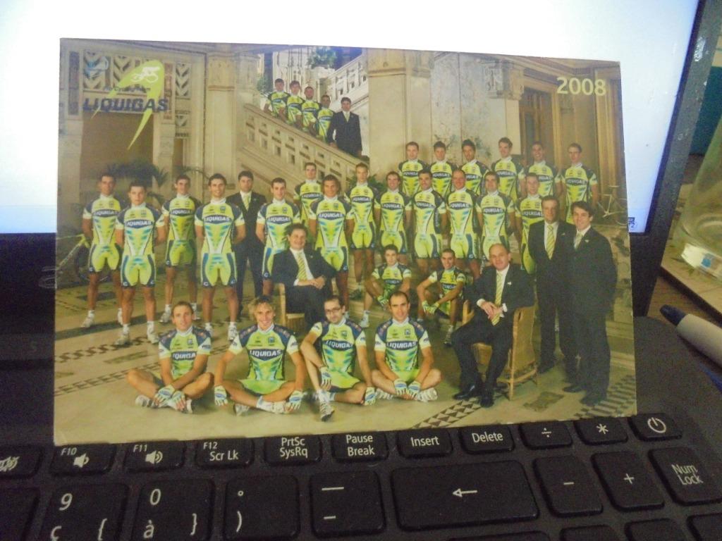 Liquigas 2008 wielerploeg, Verzamelen, Ophalen of Verzenden, Zo goed als nieuw, Prent