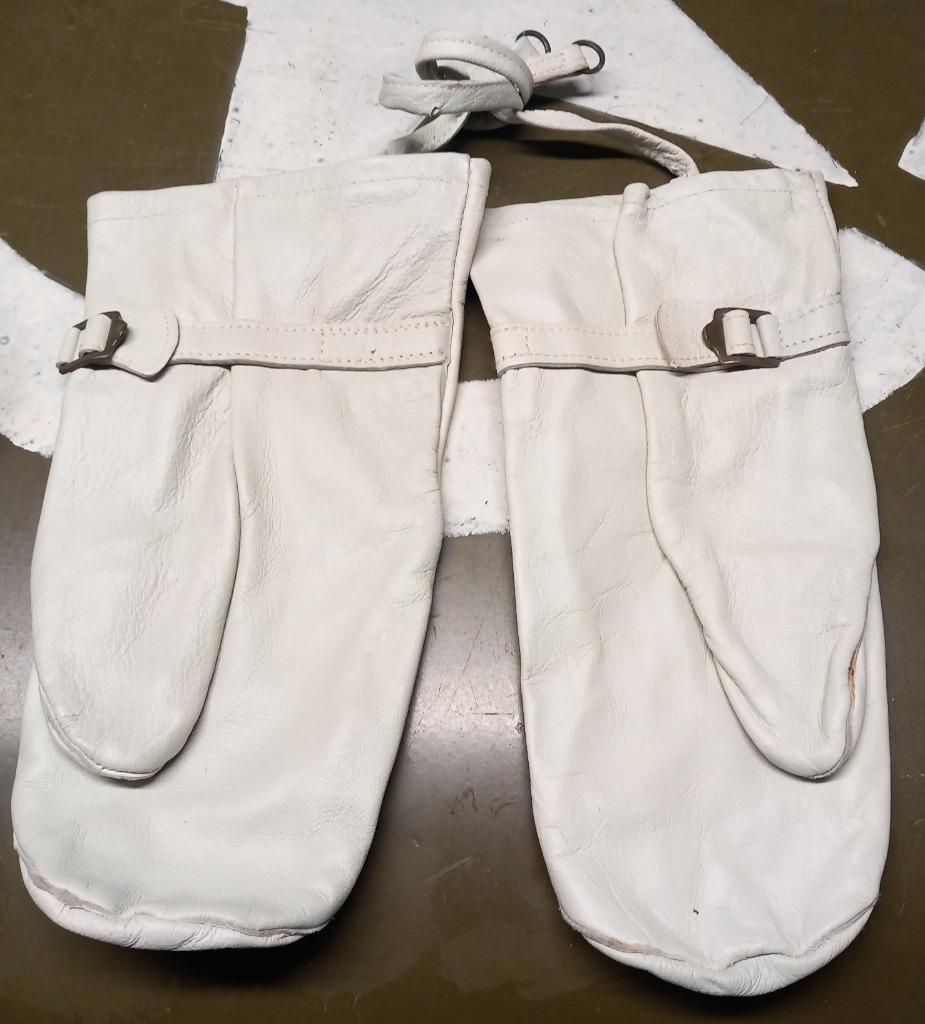 Zweeds Militair Leger winter handschoenen leder, Verzamelen, Ophalen of Verzenden, Landmacht, Overige typen