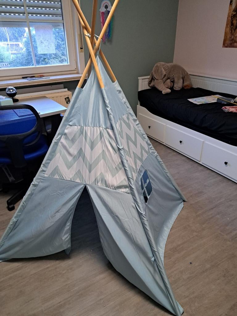 Tipi speeltent, Ophalen