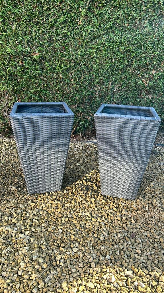 2 plantenbakken wicker, Tuin en Terras, Ophalen, Kunststof, Gebruikt, Minder dan 60 cm
