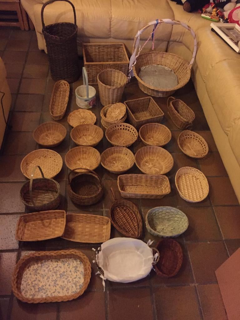 Lot rieten manden, Huis en Inrichting, Mand, Ophalen of Verzenden, Zo goed als nieuw, Riet