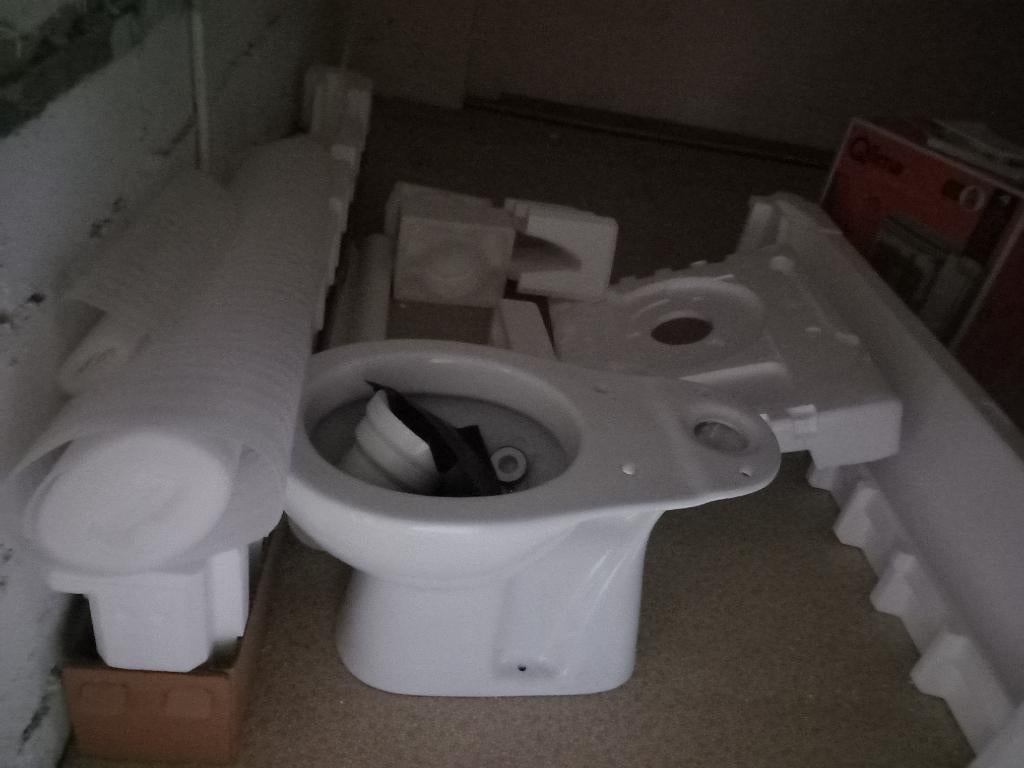 Wc, Bricolage & Construction, Enlèvement, Neuf, Toilettes