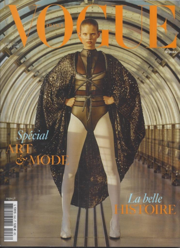 Vogue France / Paris Décembre 2023 / Janvier 2024, Verzenden, Zo goed als nieuw, Damesbladen