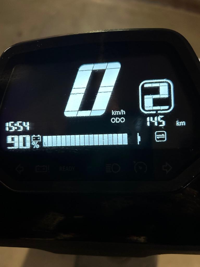 Scooter électrique neuf, Fietsen en Brommers, Scooters | Vespa, Zo goed als nieuw, Overige modellen, Klasse B (45 km/u), Elektrisch