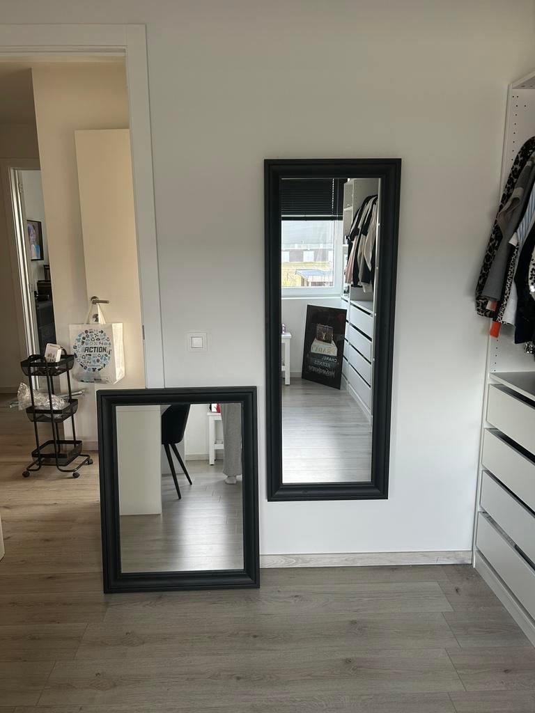 Spiegels ikea samen of apart, Ophalen, Zo goed als nieuw