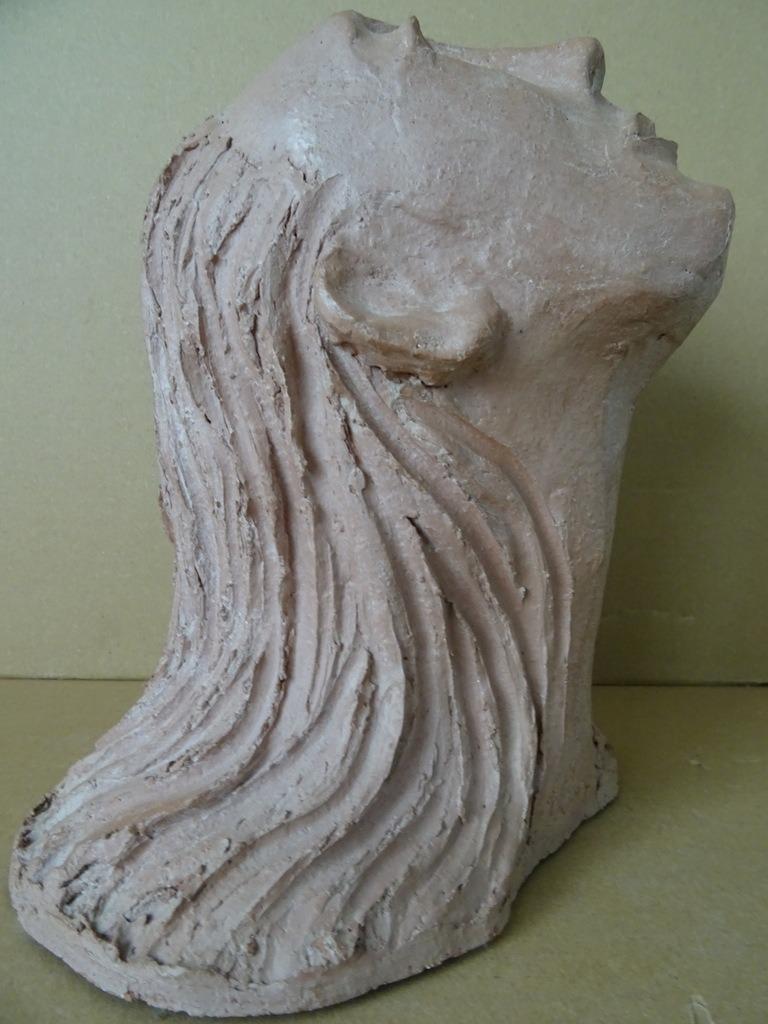 Beeld vrouw beeld chamotte klei 24cm beeld dame JL 2 copy, Ophalen of Verzenden