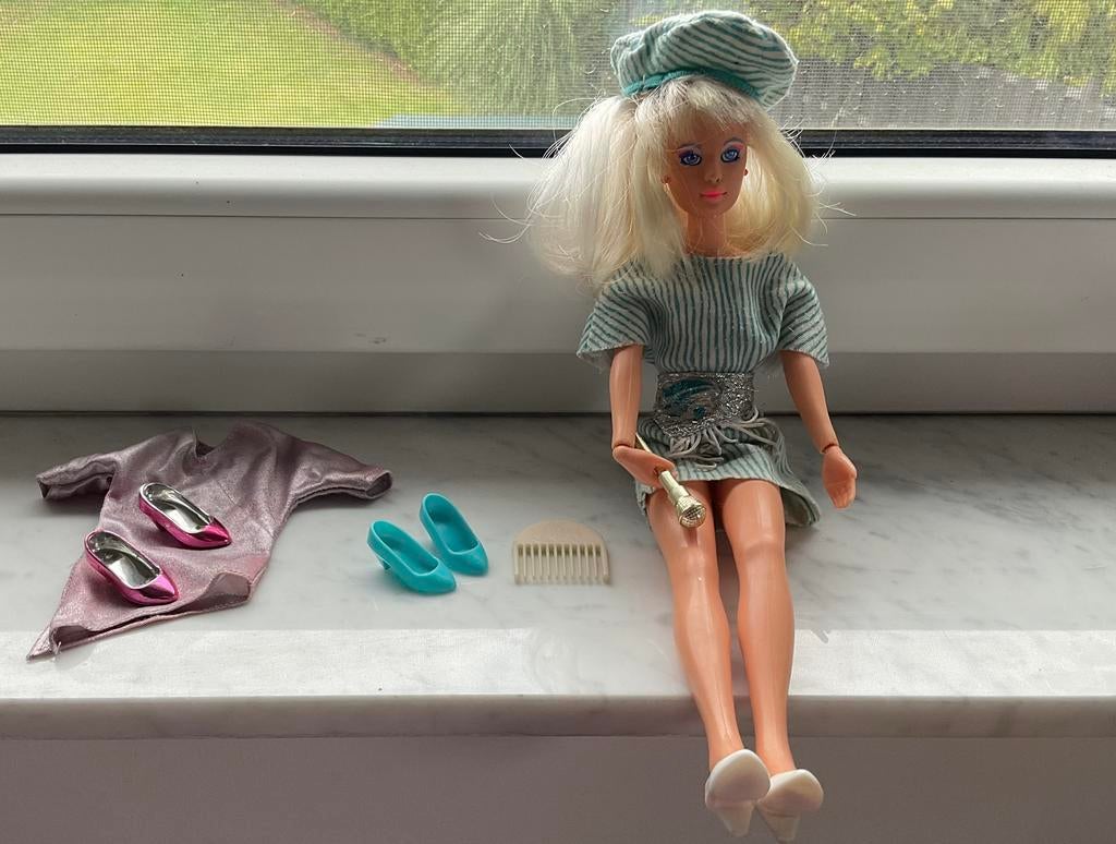 Poupée mannequin HASBRO… Jem et les hologrammes, Enlèvement, Utilisé