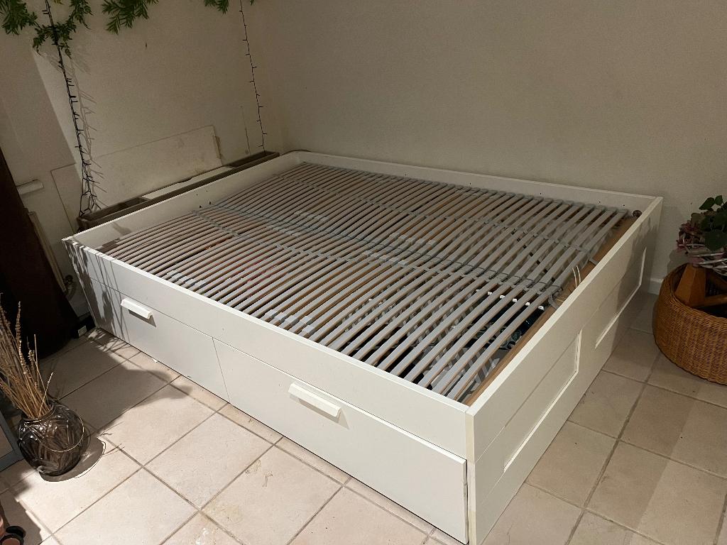 Bed ikea hemnes 140 x 200, Huis en Inrichting, Ophalen, Gebruikt, Wit, Tweepersoons