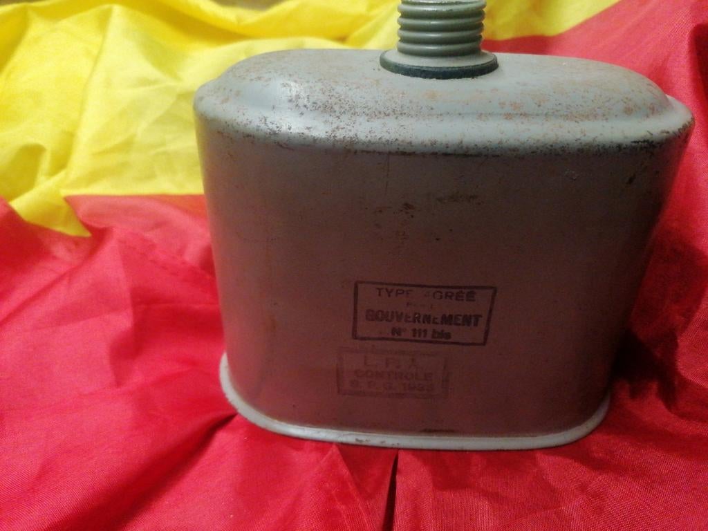 Belgisch antigasmaskerfilter. Tweede Wereldoorlog., Verzamelen, Ophalen of Verzenden