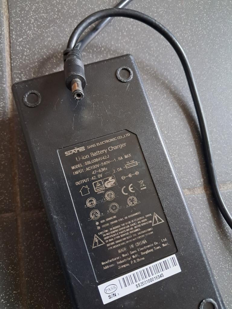 Oplader elektrische fiets, Vélos & Vélomoteurs, Accessoires vélo | Batteries de vélo, Enlèvement