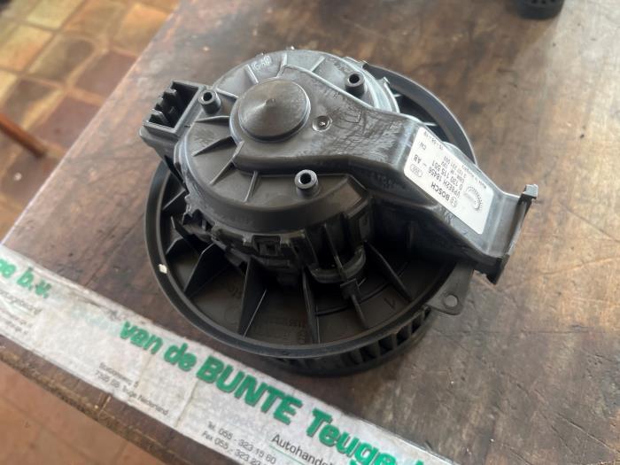 Kachel Ventilatiemotor van een Ford Fiesta, Gebruikt, -, -, Ophalen of Verzenden