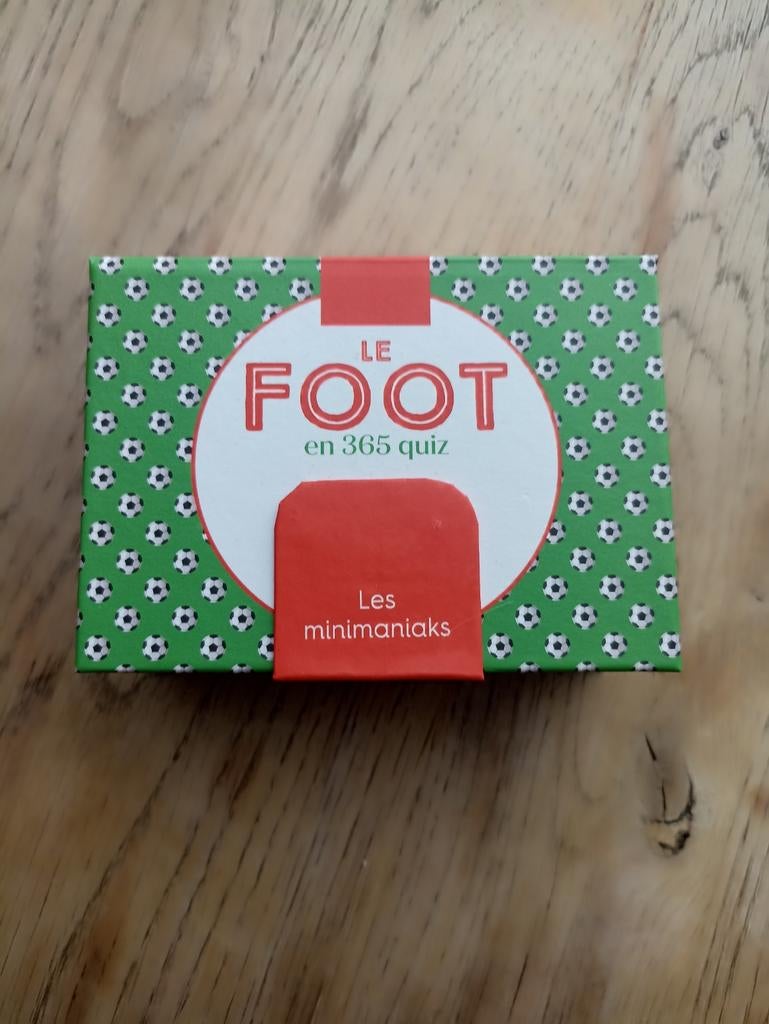 Le foot en 365 quiz - Les minimaniaks, Enlèvement ou Envoi, Neuf, Sport de ballon