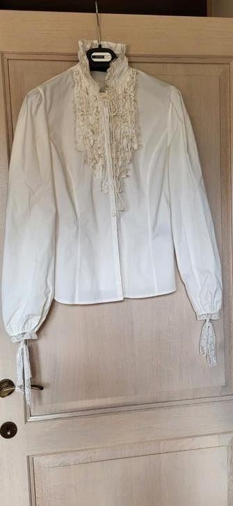 Witte blouse met kant Chine, Ophalen of Verzenden, Zo goed als nieuw