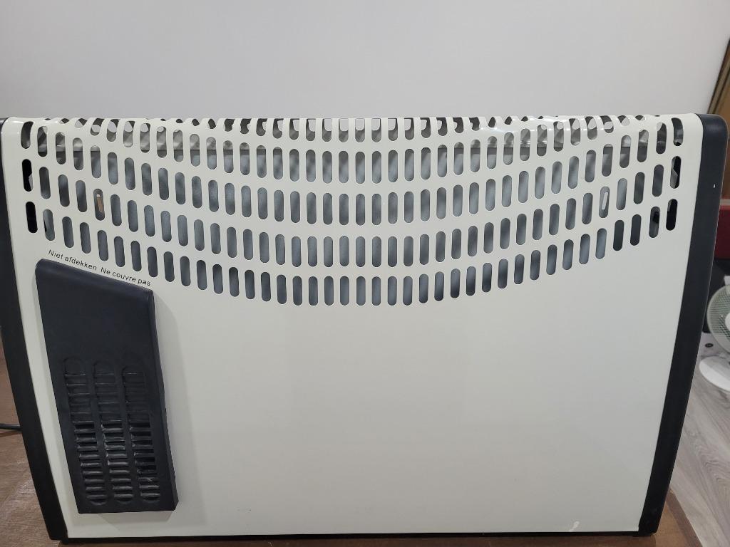 Radiateur convecteur 2000 W, 800 watts ou plus, Moins de 60 cm, Enlèvement, Utilisé
