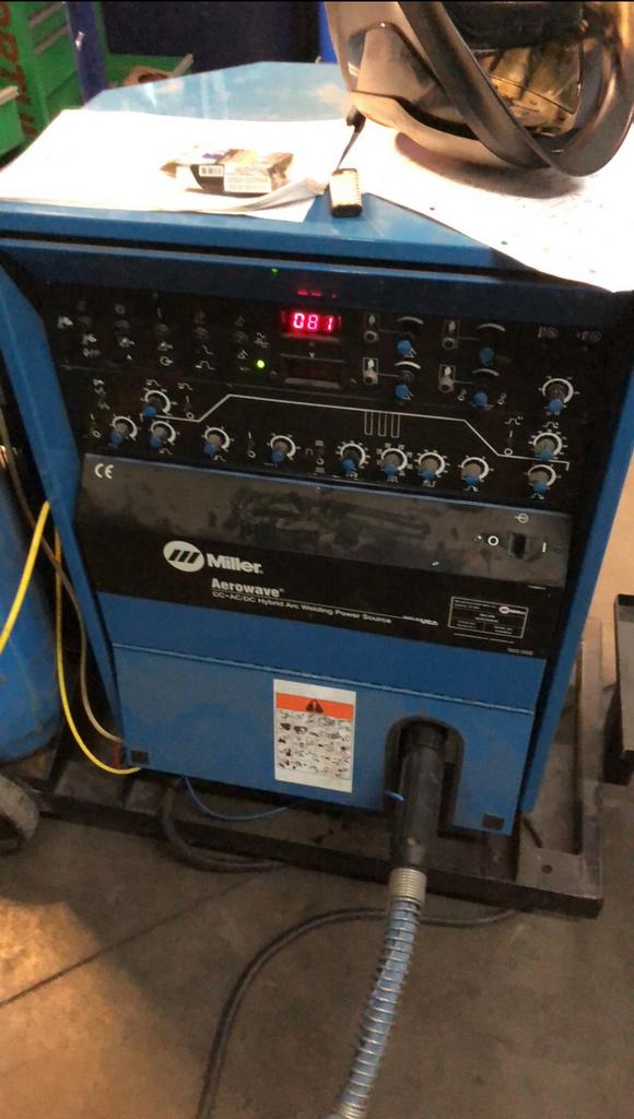 Miller aerowave tig post ac dc toestel, Doe-het-zelf en Bouw, Gereedschap | Lasapparaten, Ophalen, Tig