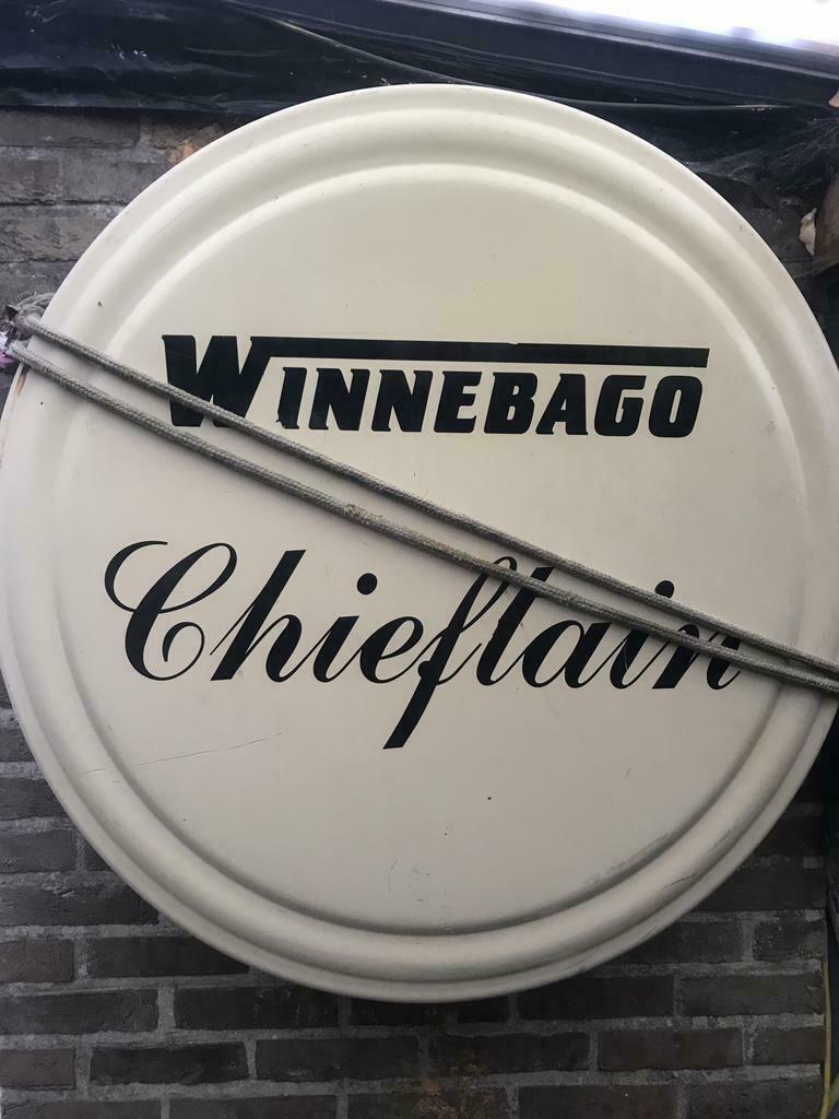 CHEVROLET WINNEBAGO CHIEFTAIN MOBILEHOME HARDCASE SPARE TIRE, Ophalen