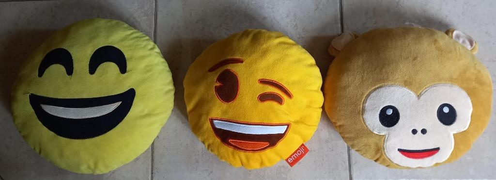 Knuffel emoji Smiley, Kinderen en Baby's, Speelgoed | Knuffels en Pluche, Ophalen of Verzenden, Gebruikt