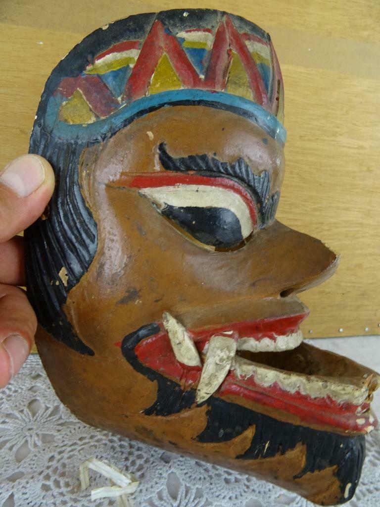 Vintage Indonesisch masker Indonesië Buta Cakil wayang 1950, Antiek en Kunst, Ophalen of Verzenden