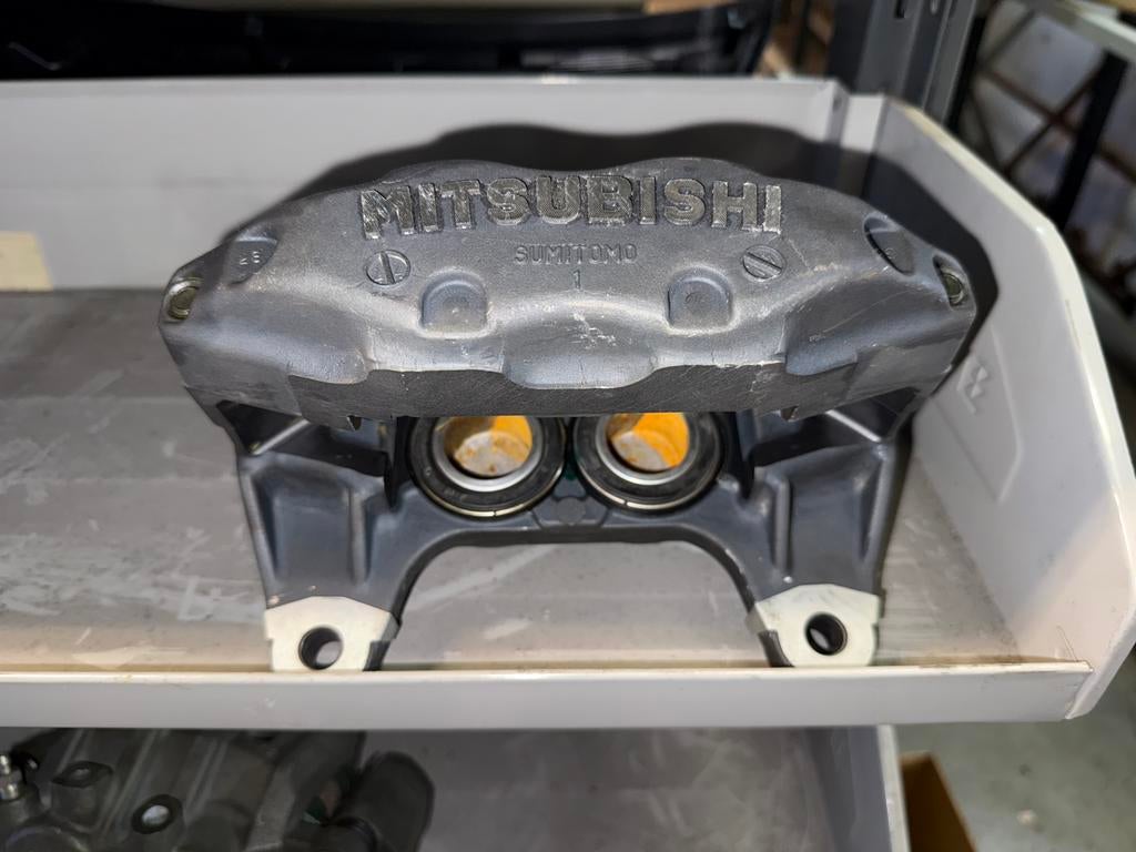 Nieuwe remklauw Mitsubishi GTO / 3000 GT, Enlèvement