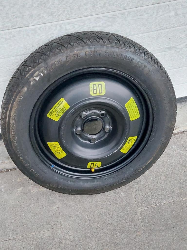 Rubberen reservewiel van 16 inch. Nieuw, Ophalen