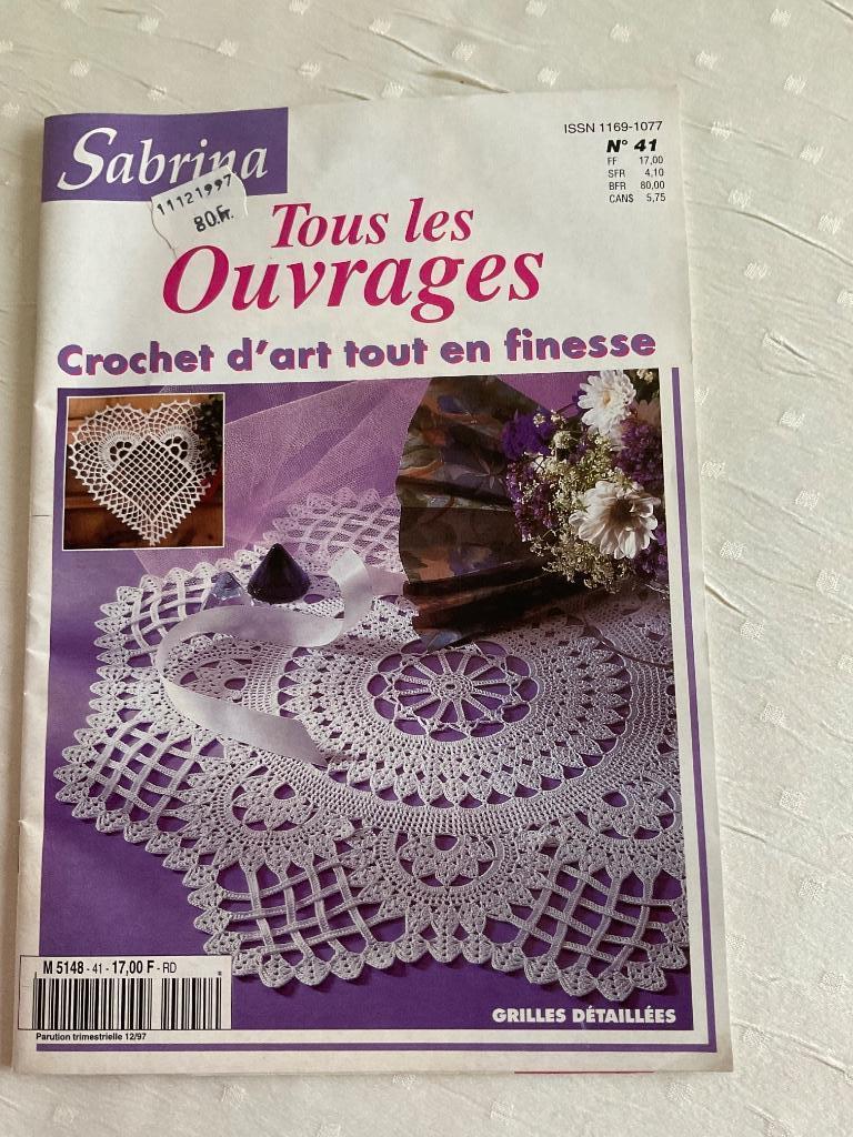 Magazine CROCHET D’ART TOUT EN FINESSE, impeccable, Enlèvement ou Envoi, Utilisé, Crochet