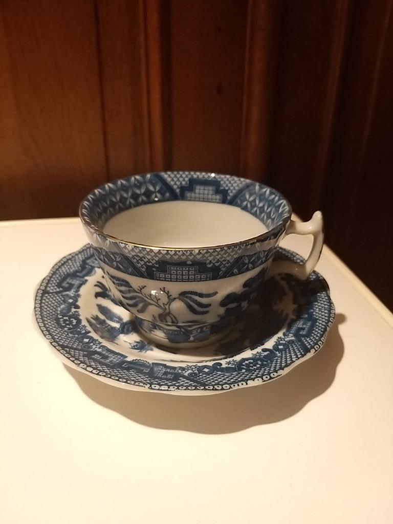 Tas en ondertas in Delfts blauw, Enlèvement ou Envoi, Neuf, Porcelaine, Tasse et/ou soucoupe