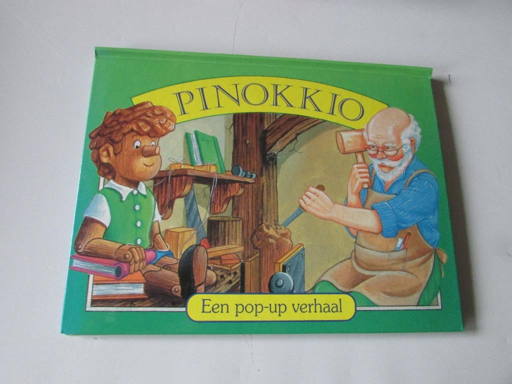 één PINOKKIO en één POP-UPBOEK, Neuf, Enlèvement ou Envoi, Fiction général, Diverse Auteurs